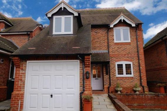 4 bedroom Detached f...